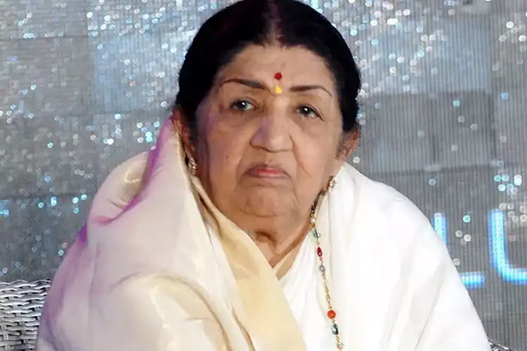 Lata Mangeshkar: दूसरा कोई नहीं हो सकता लता मंगेशकर